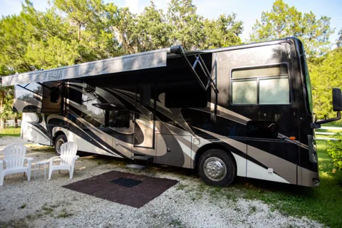 2020 Coachmen  RV Sportscoach SRS 366 BH Class A (Diesel Pusher)